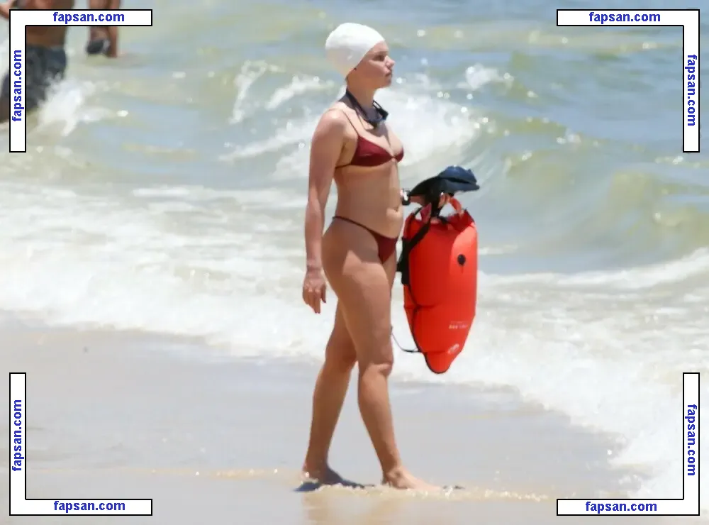 Bruna Linzmeyer nude photo #0096 from OnlyFans