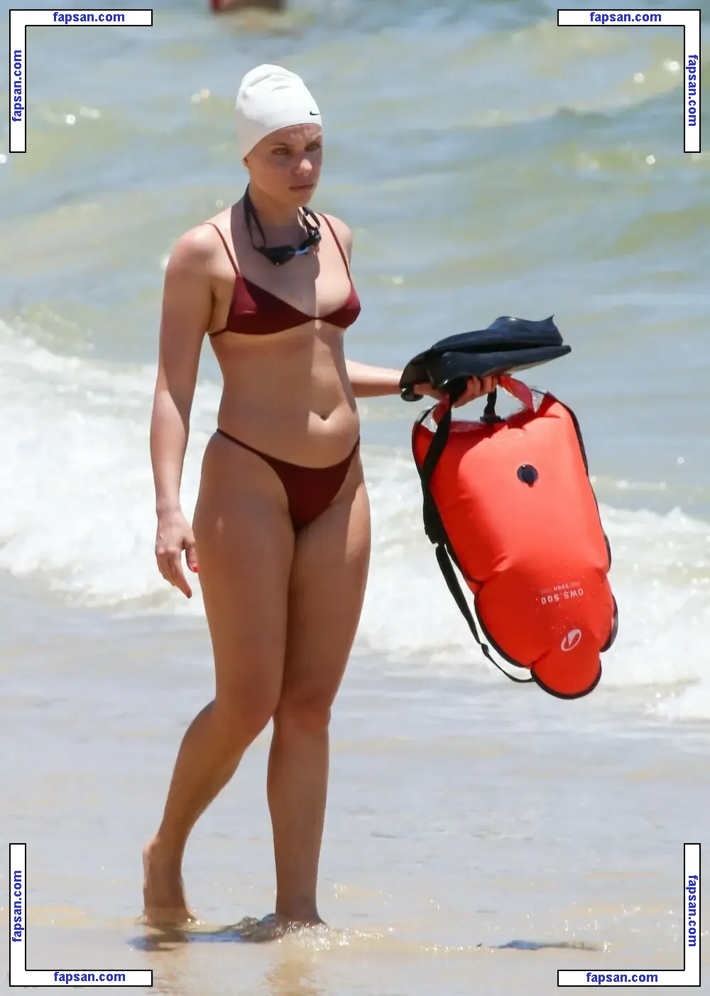 Bruna Linzmeyer nude photo #0101 from OnlyFans