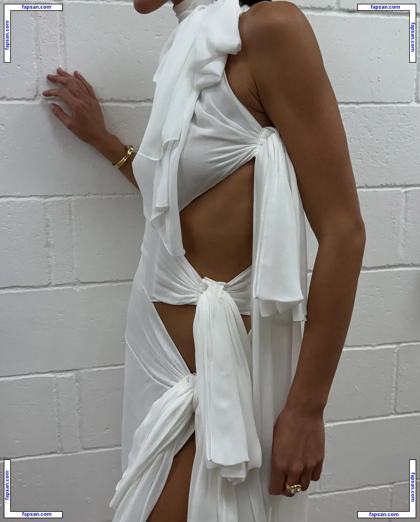 Bruna Marquezine nude photo #0556 from OnlyFans