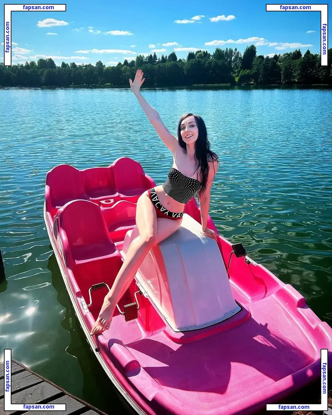 Brunecia nude photo #0003 from OnlyFans