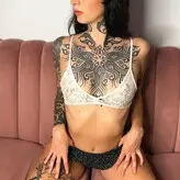 brunesca голая #0012