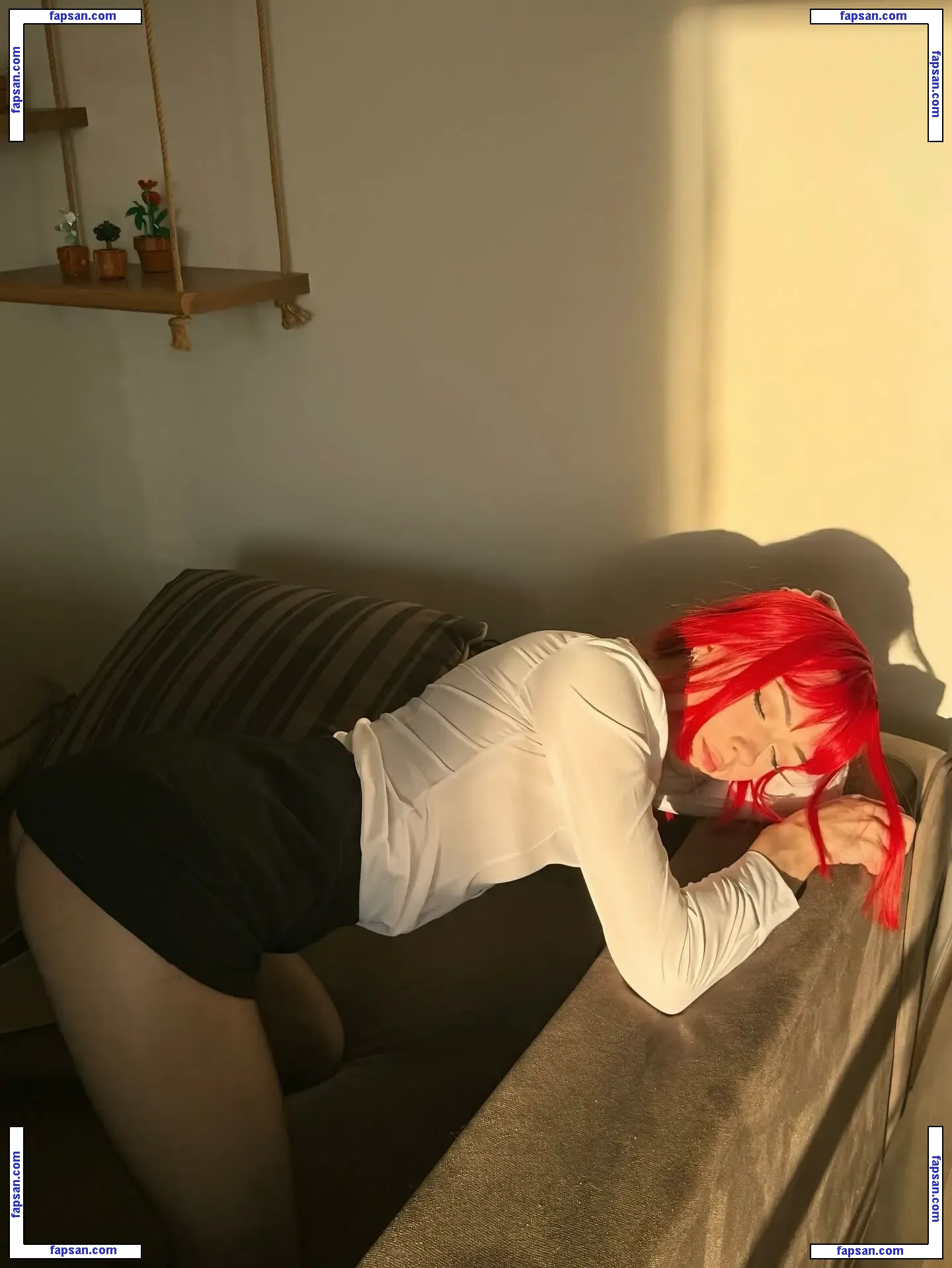 B_u_l_o_c_h_k_a (bulochkatyt) голая фото #0004 с Онлифанс