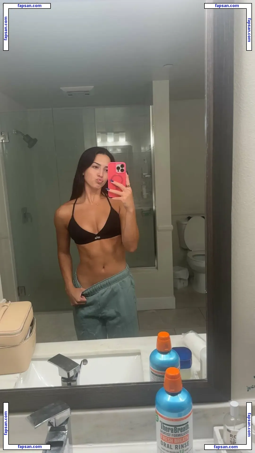 builtbybells nude photo #0032 from OnlyFans