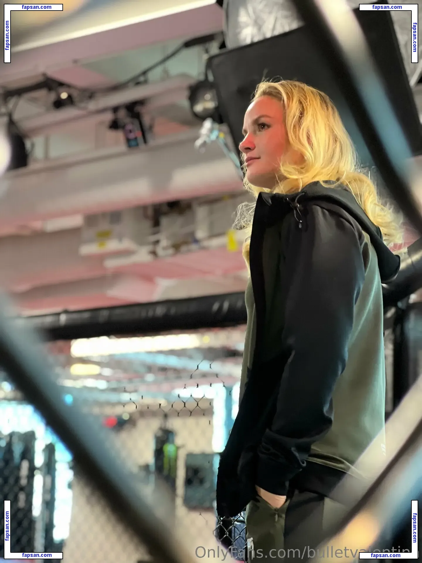 bulletvalentina голая фото #0035 с Онлифанс