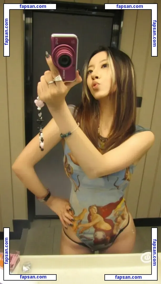 bunana35 голая фото #0002 с Онлифанс