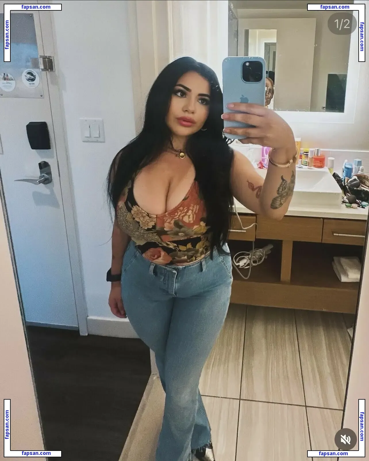 Bundleofmia nude photo #0001 from OnlyFans