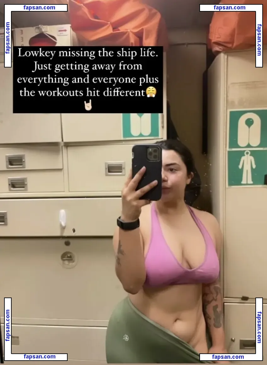 Bundleofmia nude photo #0003 from OnlyFans