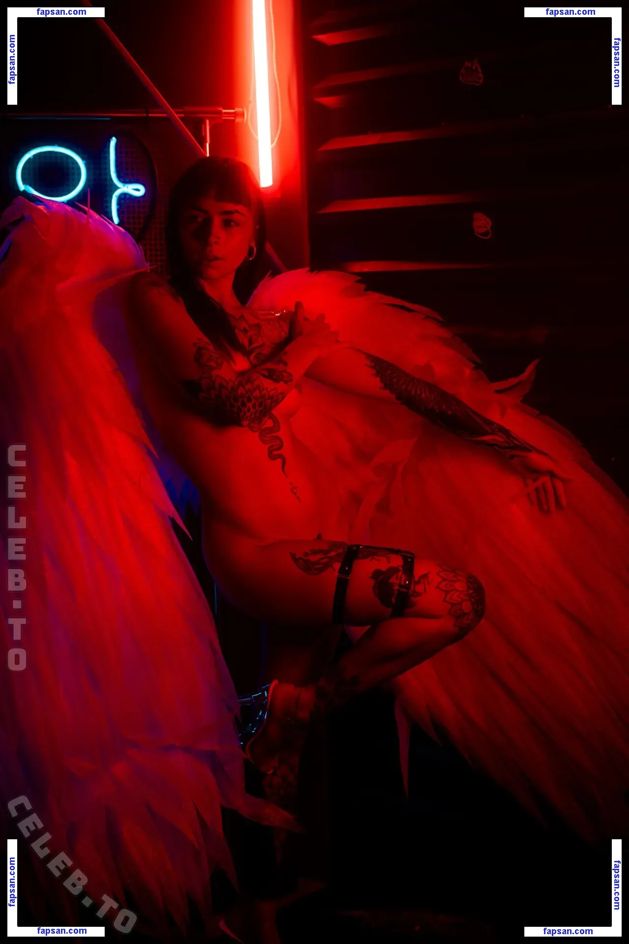 bunter-linuz nude photo #0056 from OnlyFans