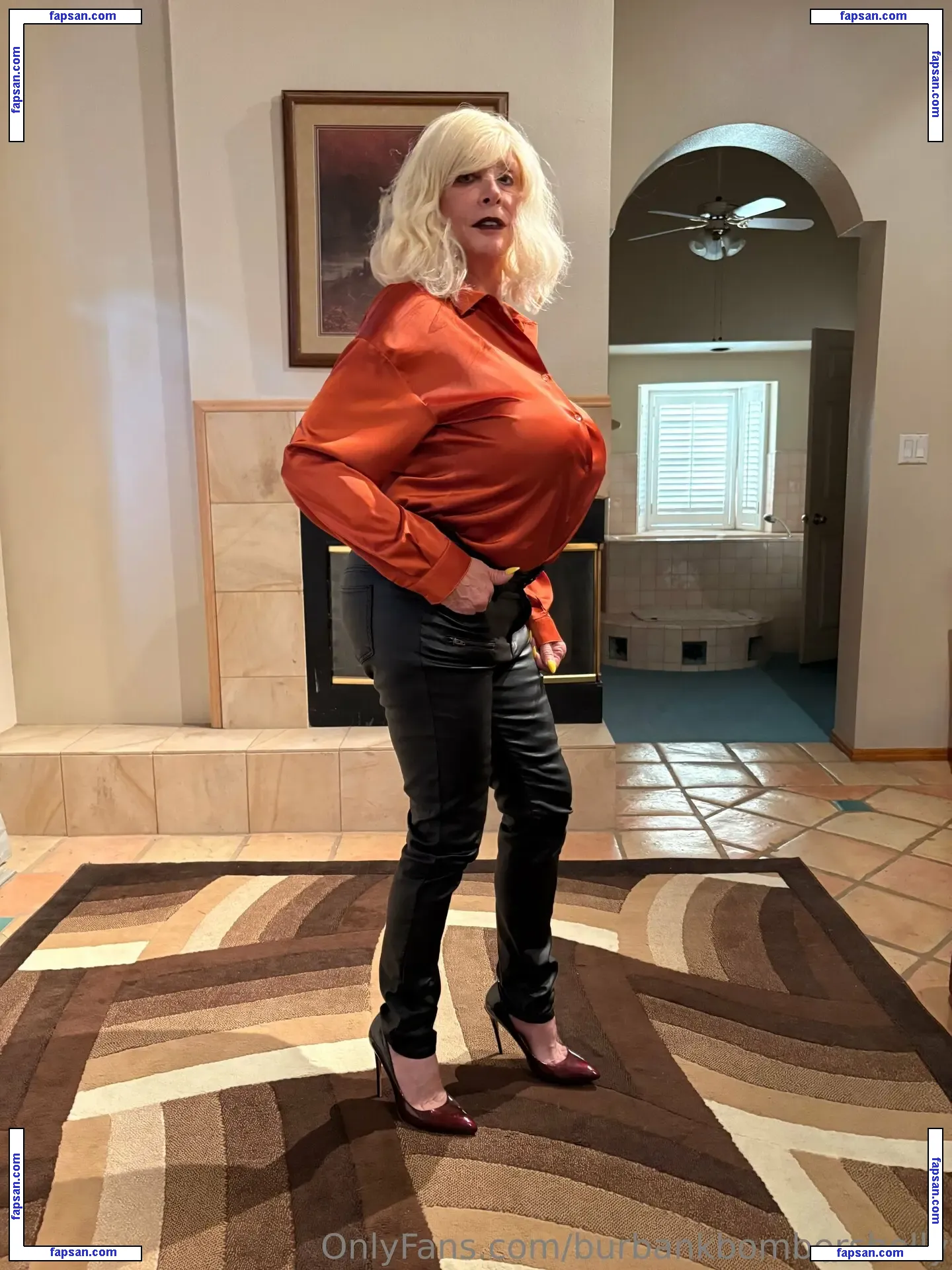 burbankbombershelly nude photo #0013 from OnlyFans