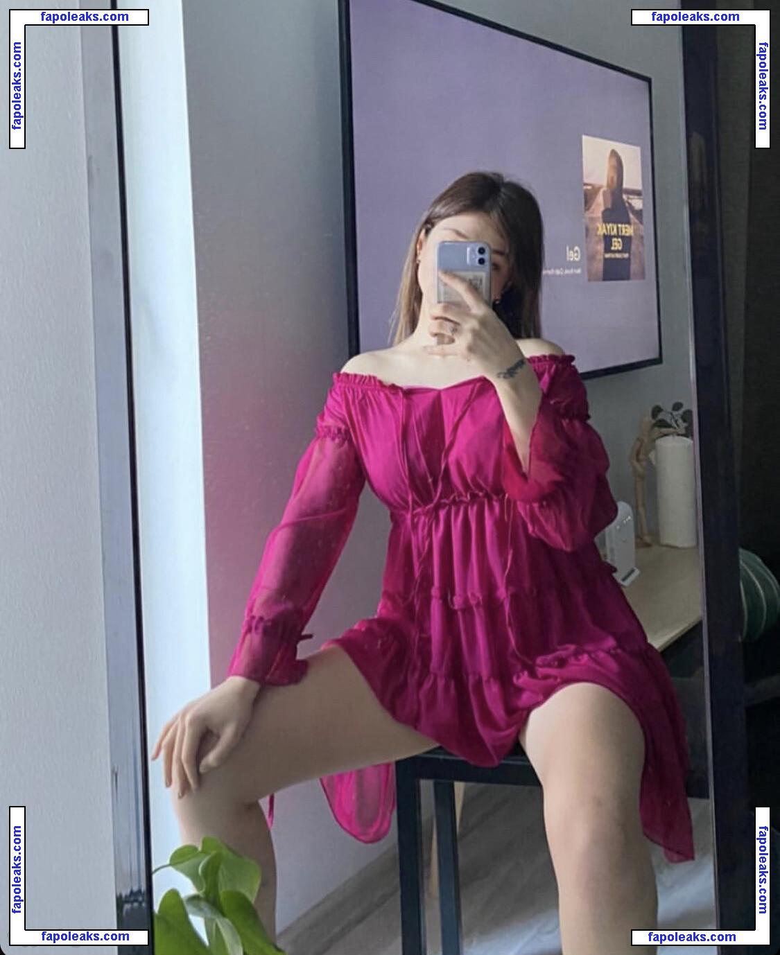 buseeylmz97 / buseeylmaz97 nude photo #0008 from OnlyFans