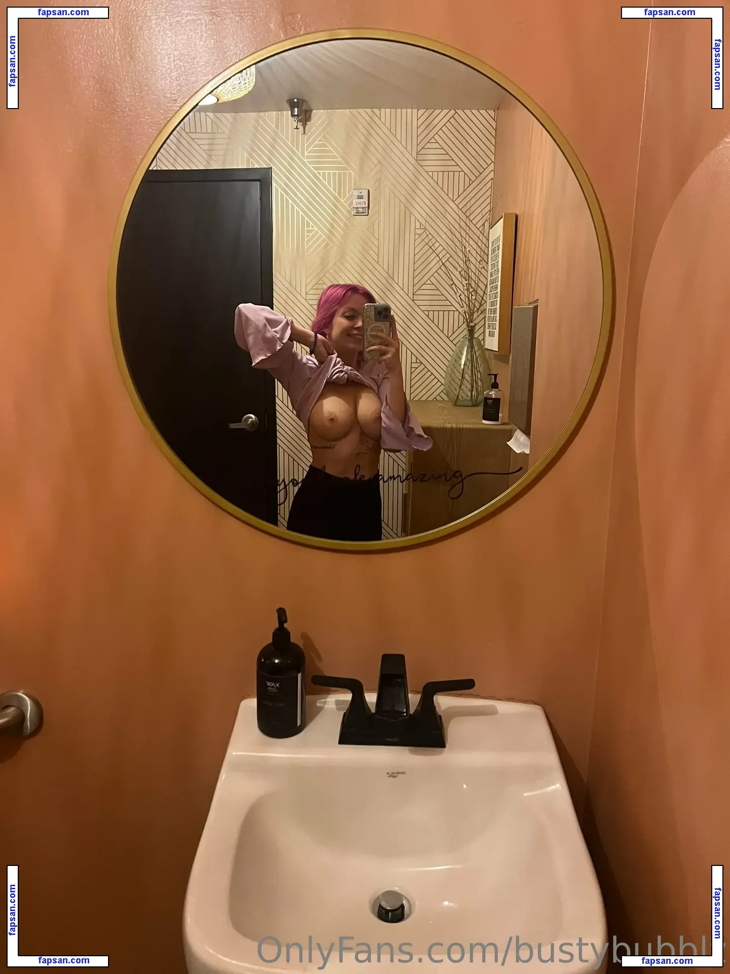 bustybubblz nude photo #0082 from OnlyFans