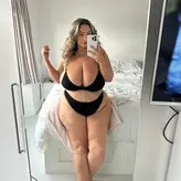 bustyholly голая #0117