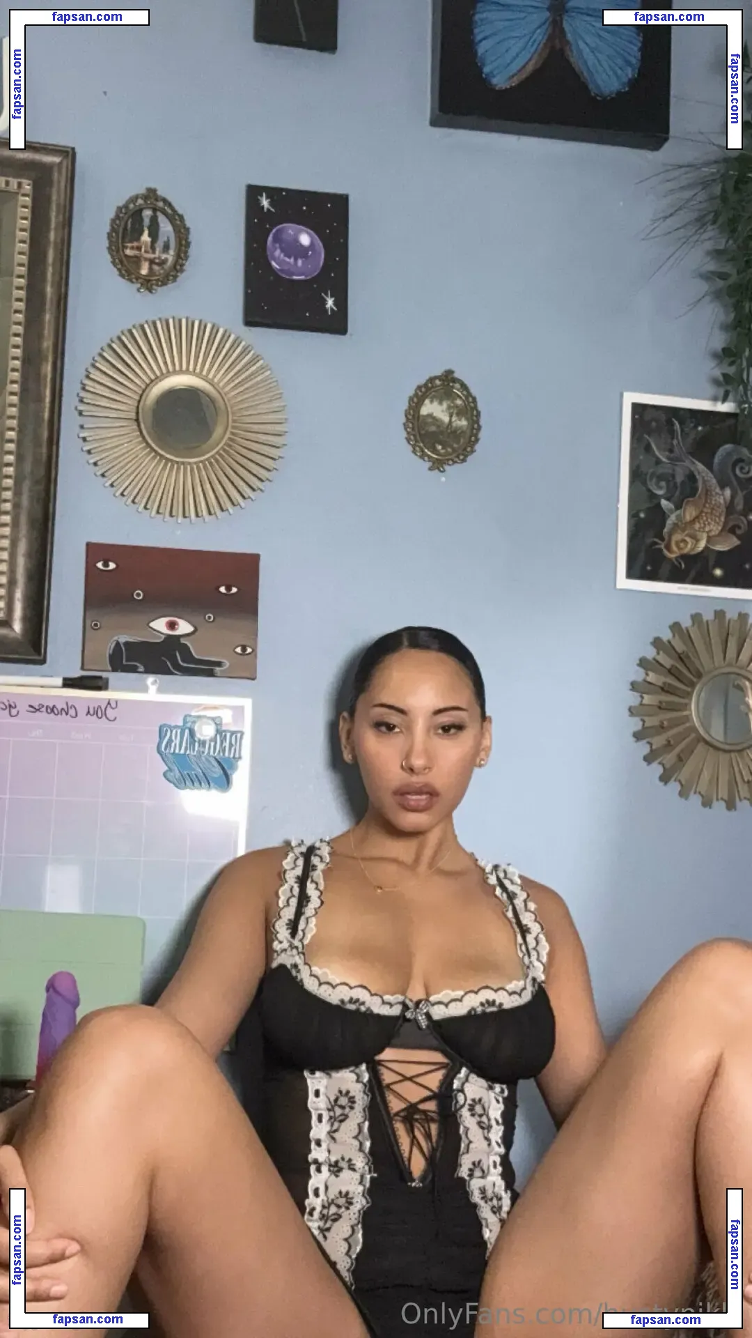 bustynikki nude photo #0007 from OnlyFans