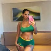 bustynikki голая #0056