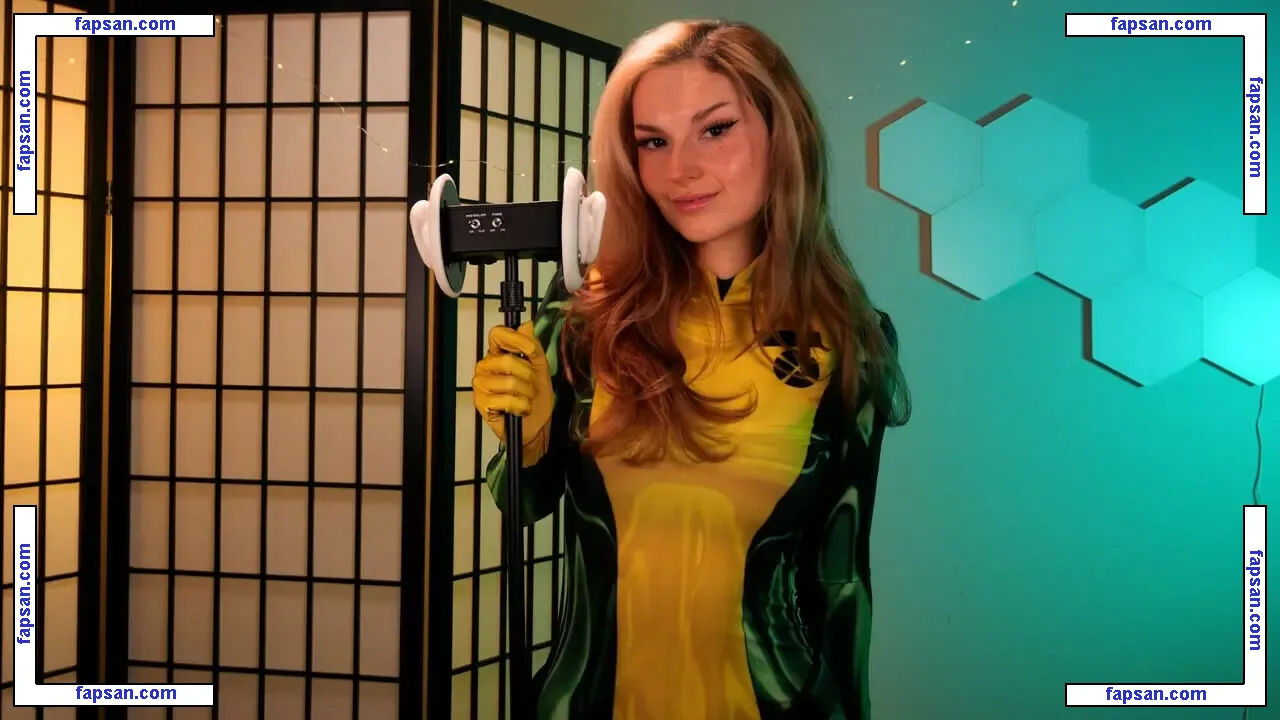 Busy B ASMR nude photo #1294 from OnlyFans