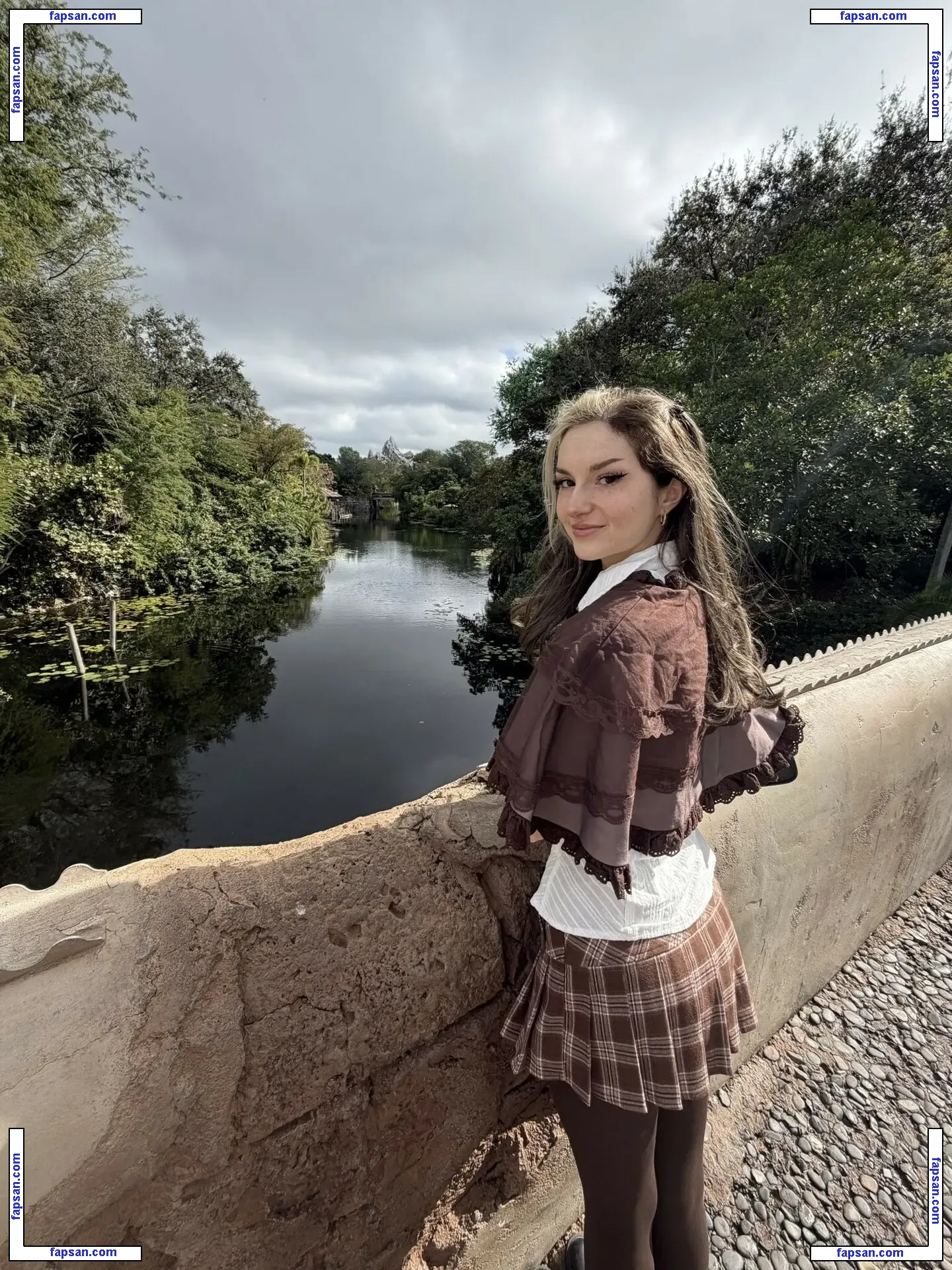 Busy B ASMR nude photo #1299 from OnlyFans