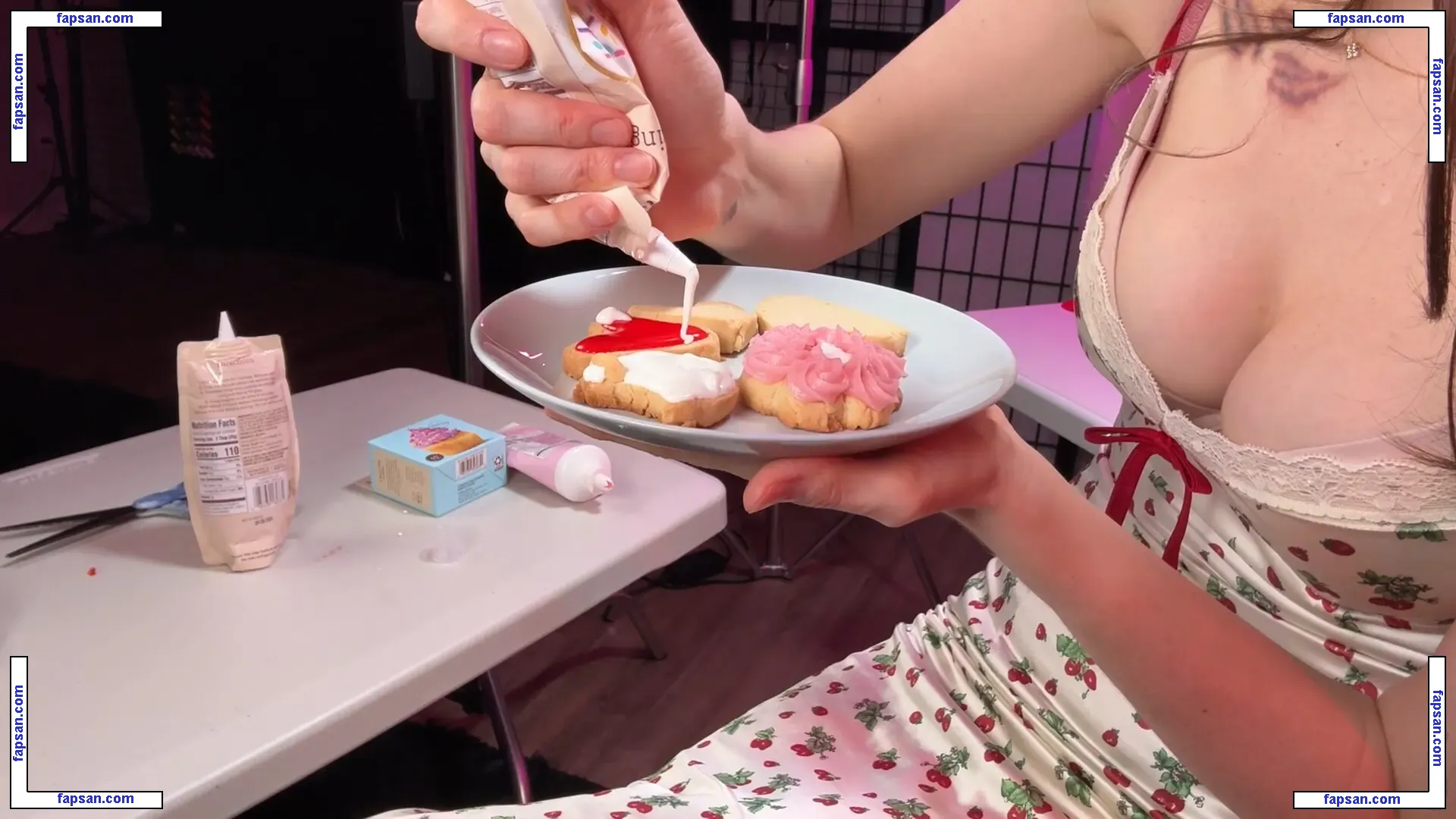 Busy B ASMR nude photo #1307 from OnlyFans