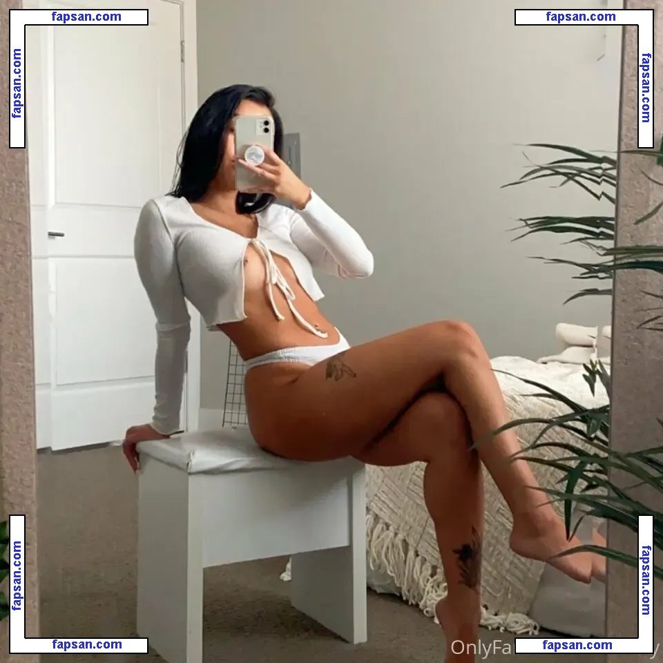 Butterrfli nude photo #0013 from OnlyFans