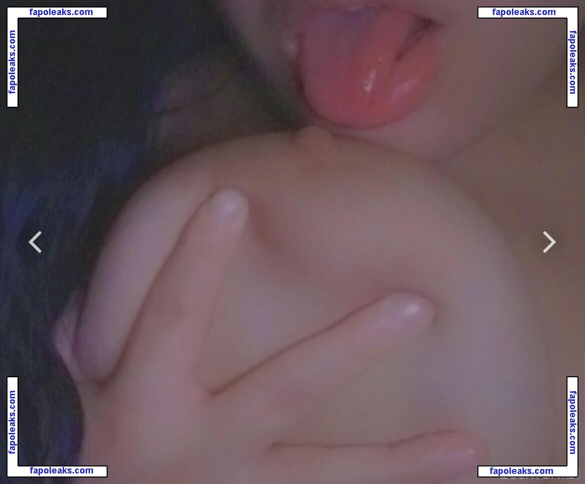 BwabyBwun / Bwabybunni / Strawbewwybunni nude photo #0007 from OnlyFans