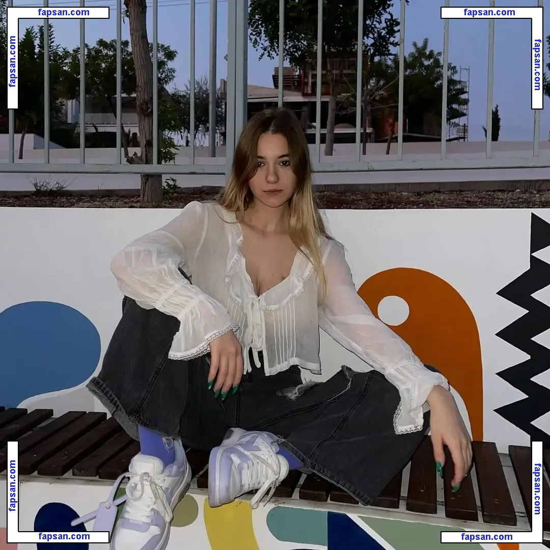 bxby.margo nude photo #0008 from OnlyFans