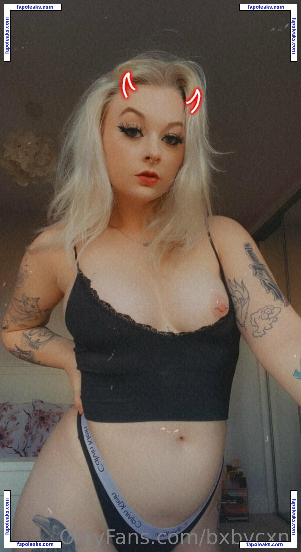 bxbycxnt / bxby.kxttxn nude photo #0025 from OnlyFans