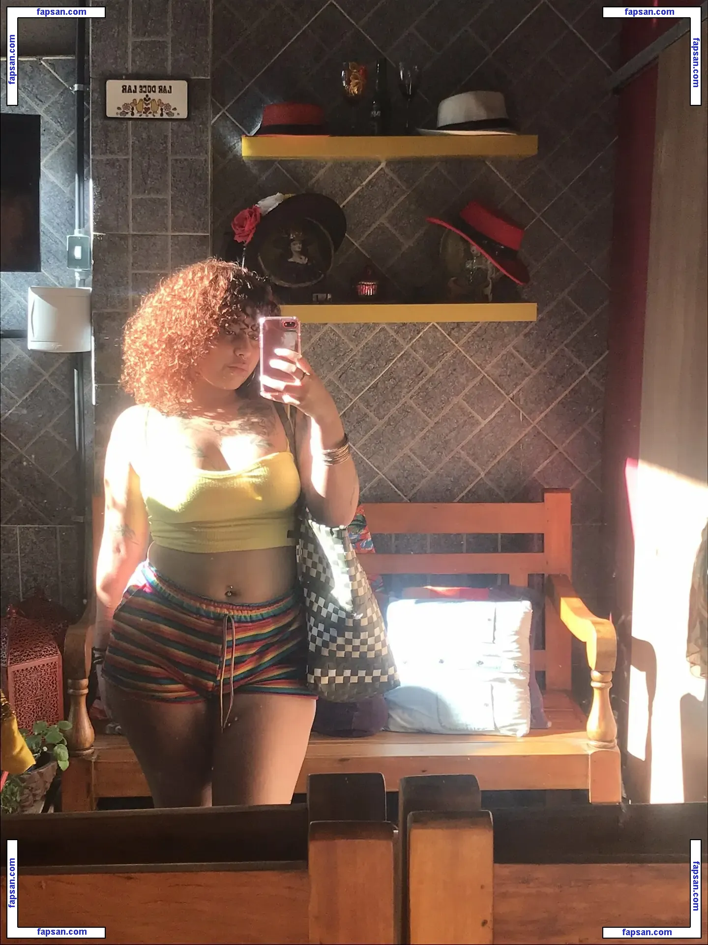 bxbygzrl голая фото #0004 с Онлифанс