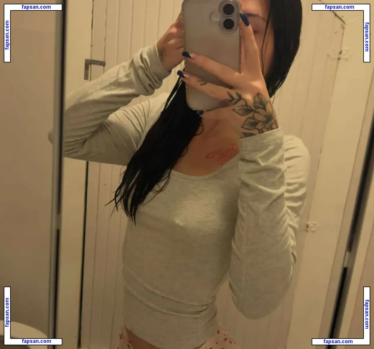 bxbyjj голая фото #0001 с Онлифанс