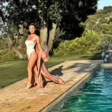 C4Rla Voicu голая #0005