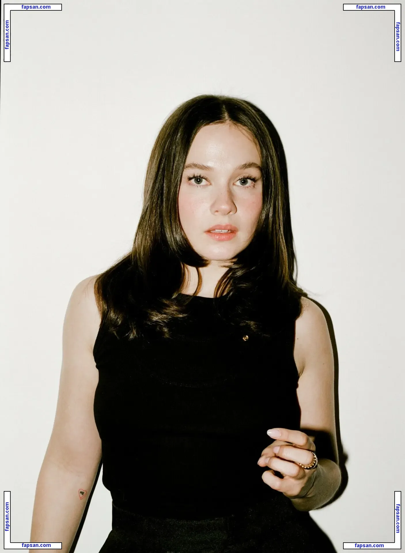 Cailee Spaeny голая фото #0254 с Онлифанс