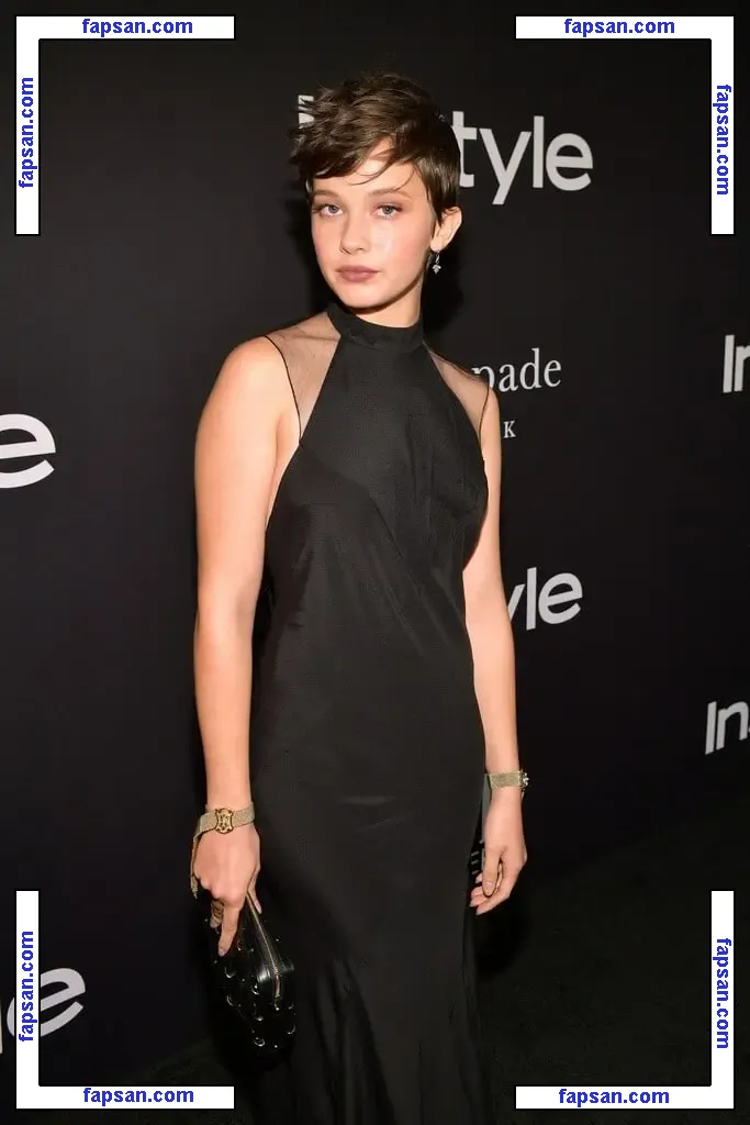 Cailee Spaeny голая фото #0260 с Онлифанс