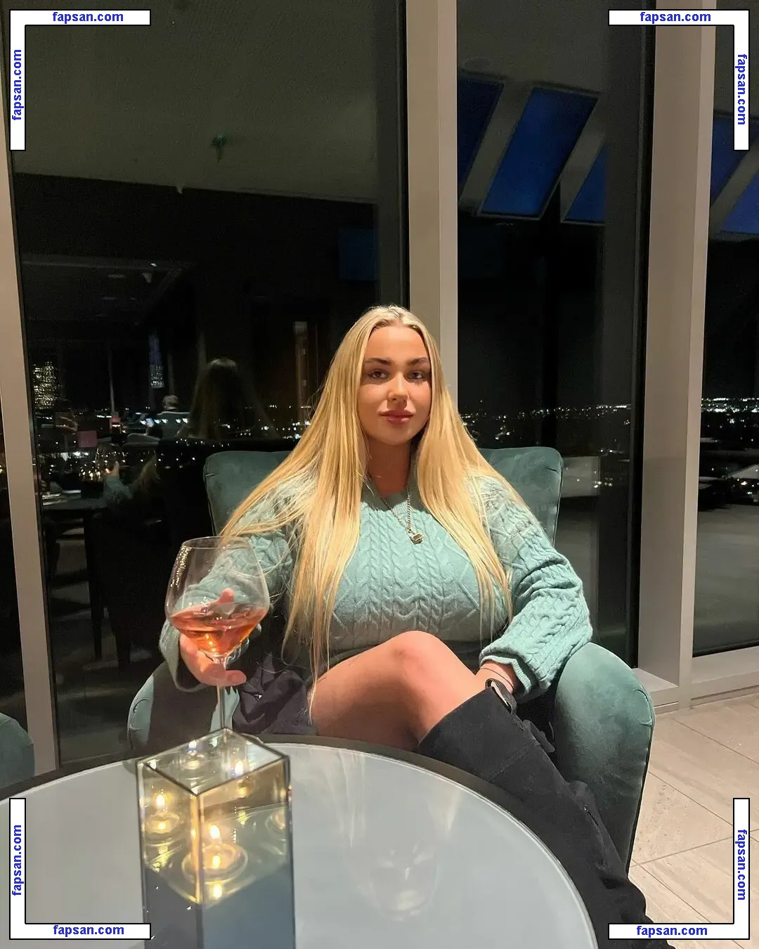 Caitlin G nude photo #0003 from OnlyFans