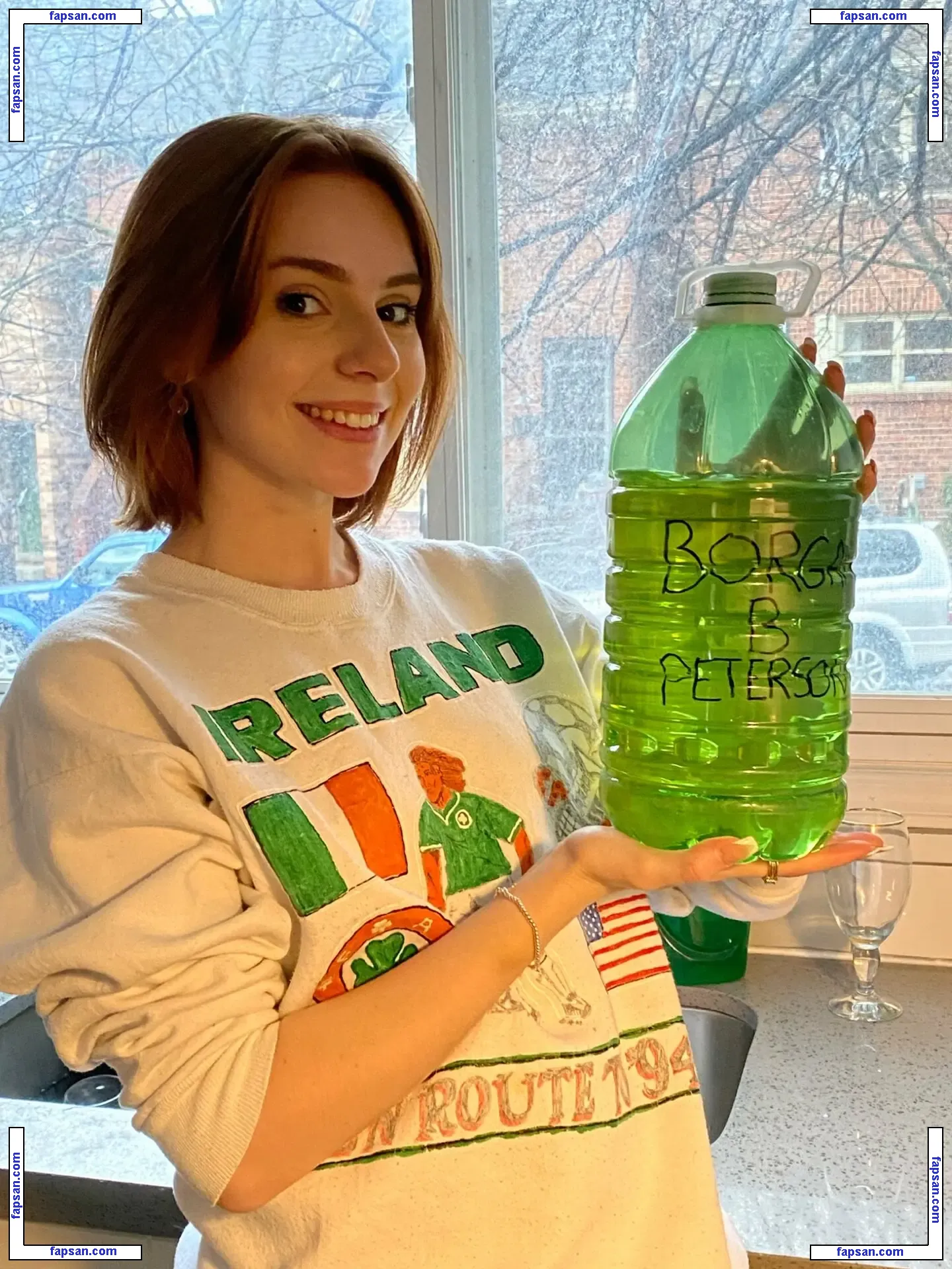 Caitlin nude photo #0012 from OnlyFans
