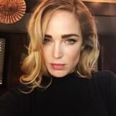 Caity Lotz голая #0155