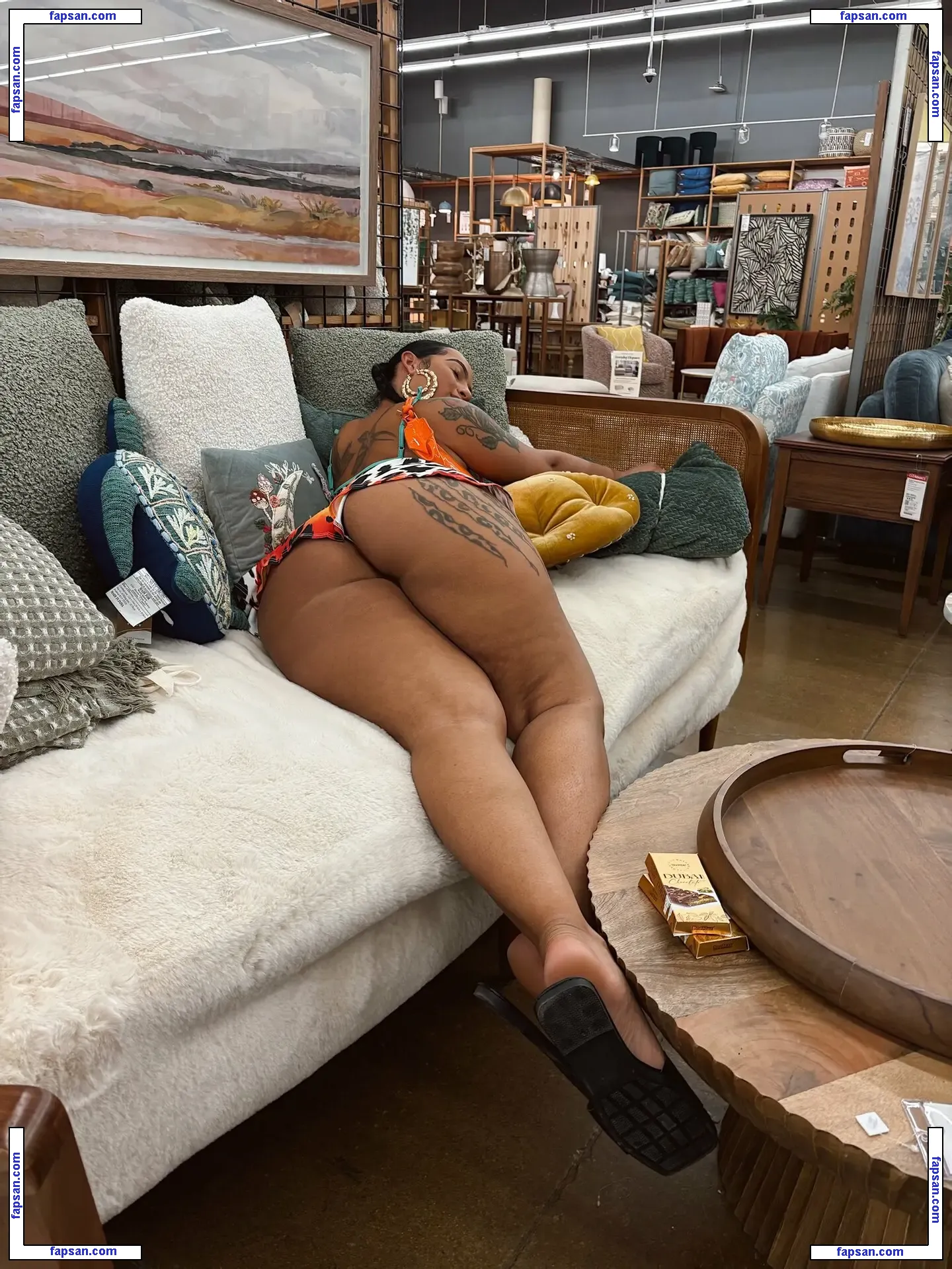 Cakequeenmami nude photo #0014 from OnlyFans