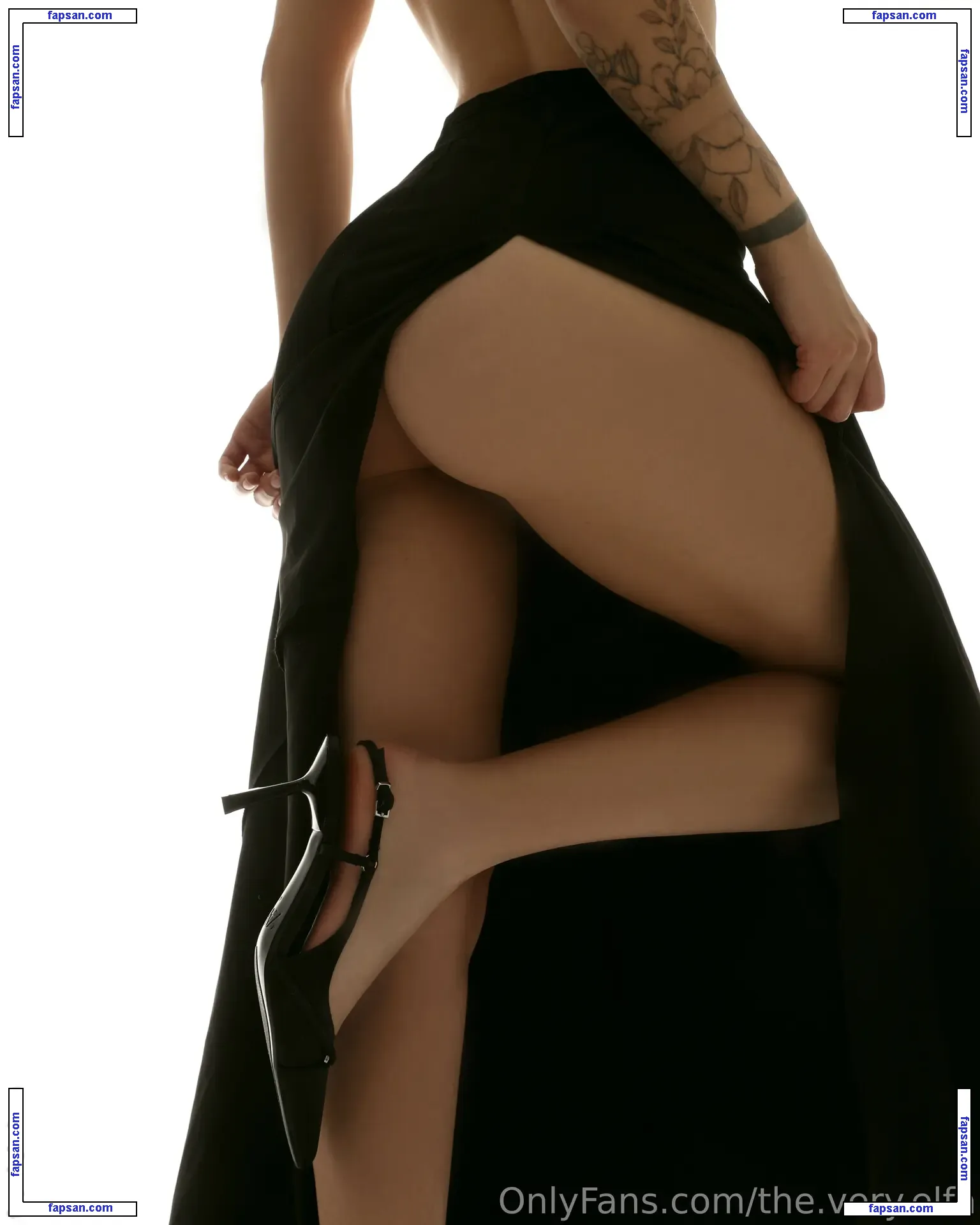 Call Me Elfa nude photo #0124 from OnlyFans