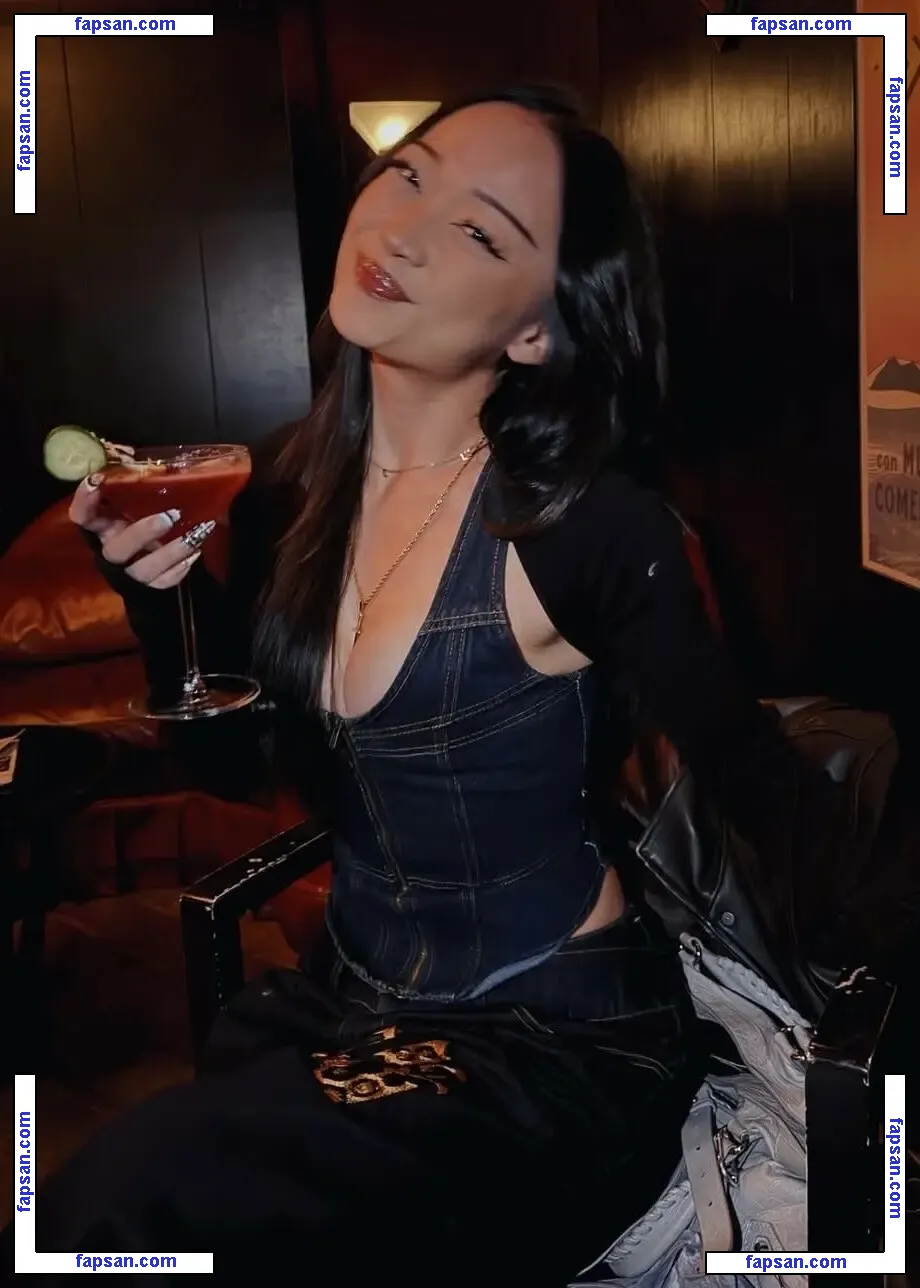 Callina Liang голая фото #0009 с Онлифанс