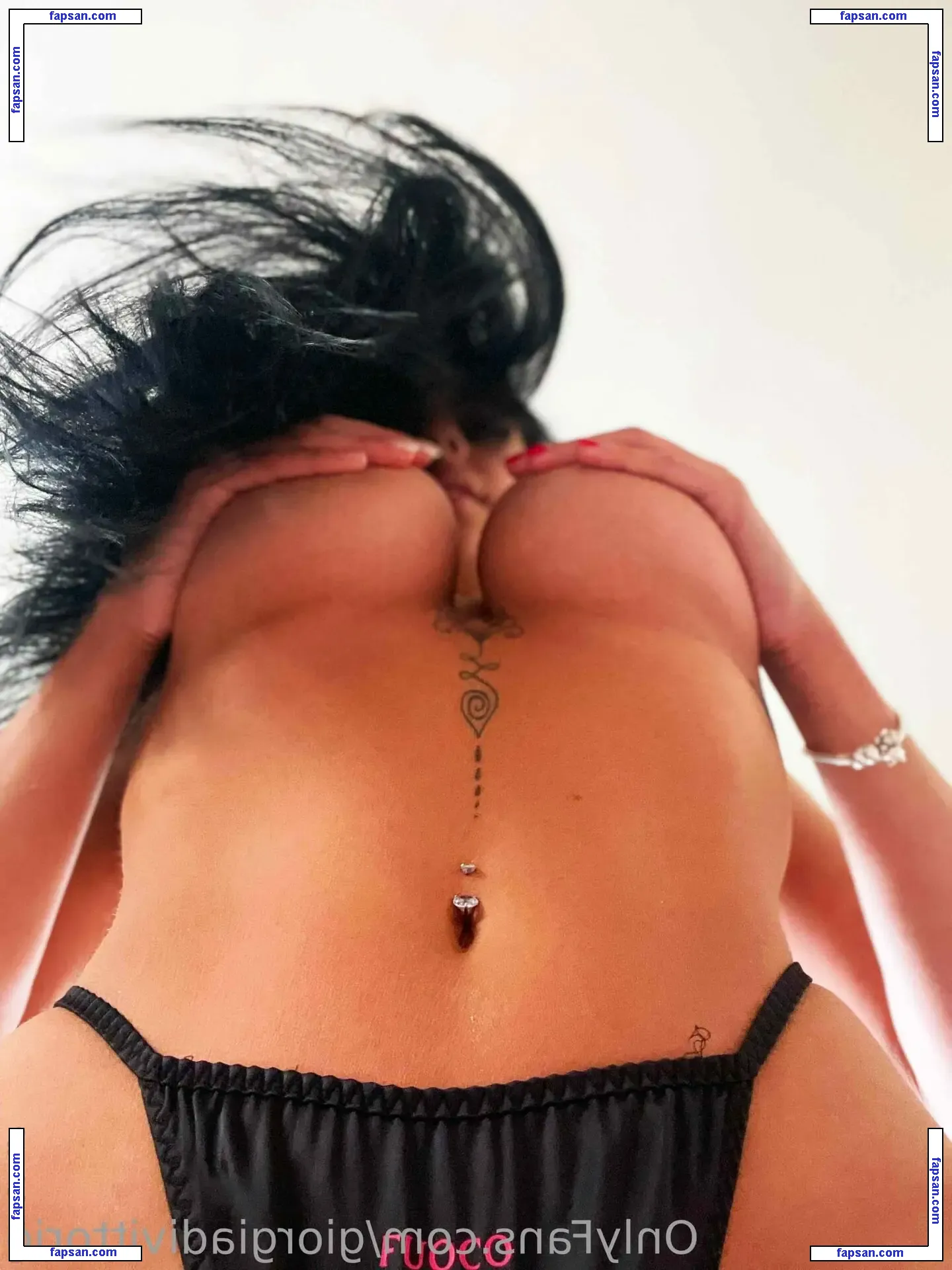 Callmegeorgette / giorgiadivittorio / im_georgettee_ / littlebrunette98 nude photo #0005 from OnlyFans