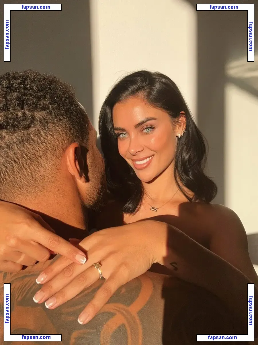 Cally Jane nude photo #0021 from OnlyFans