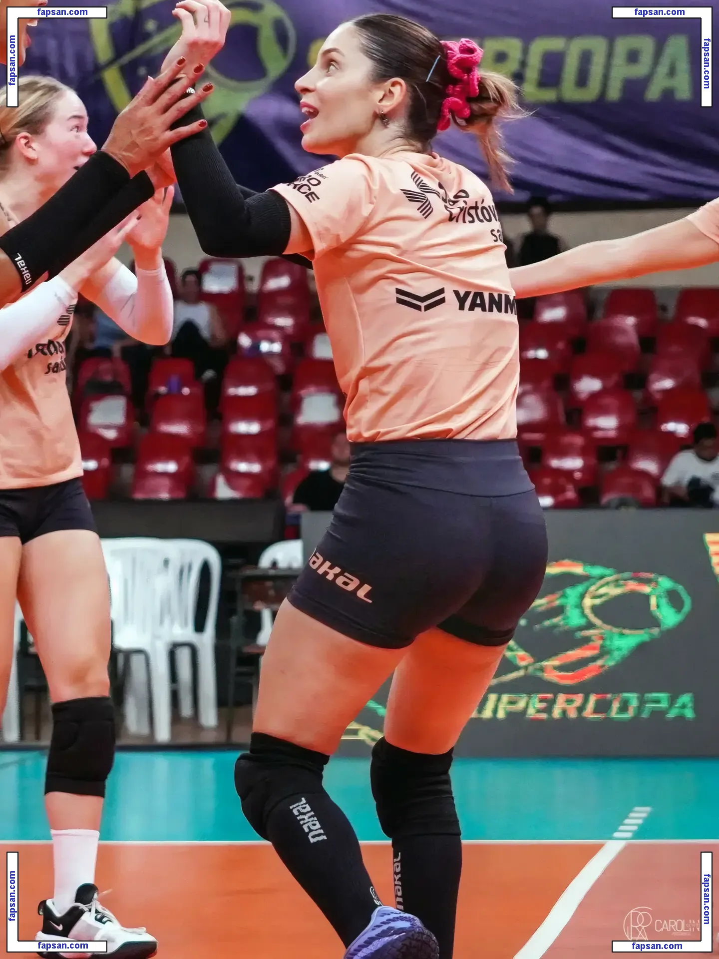 Camila Brait голая фото #0005 с Онлифанс