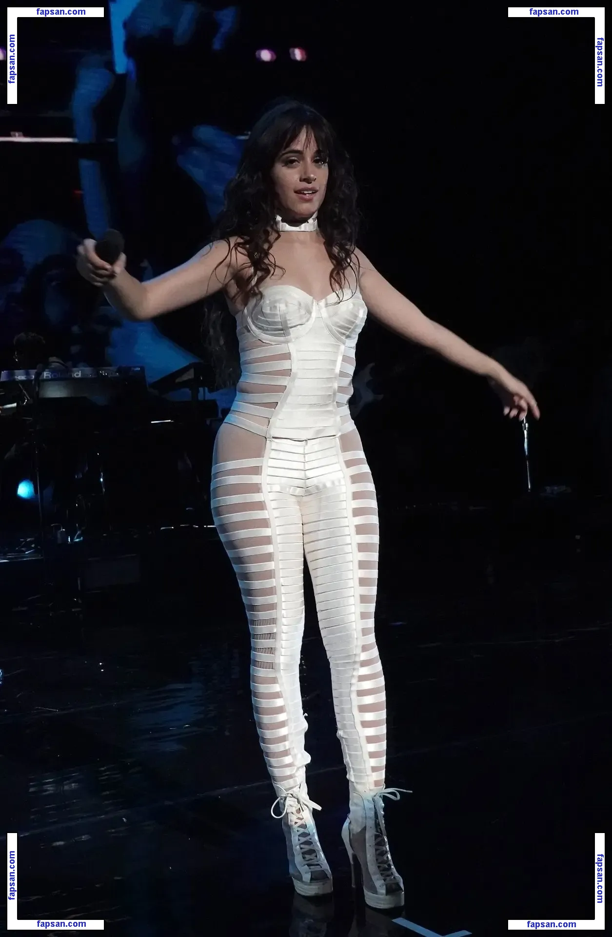 Camila Cabello голая фото #0446 с Онлифанс