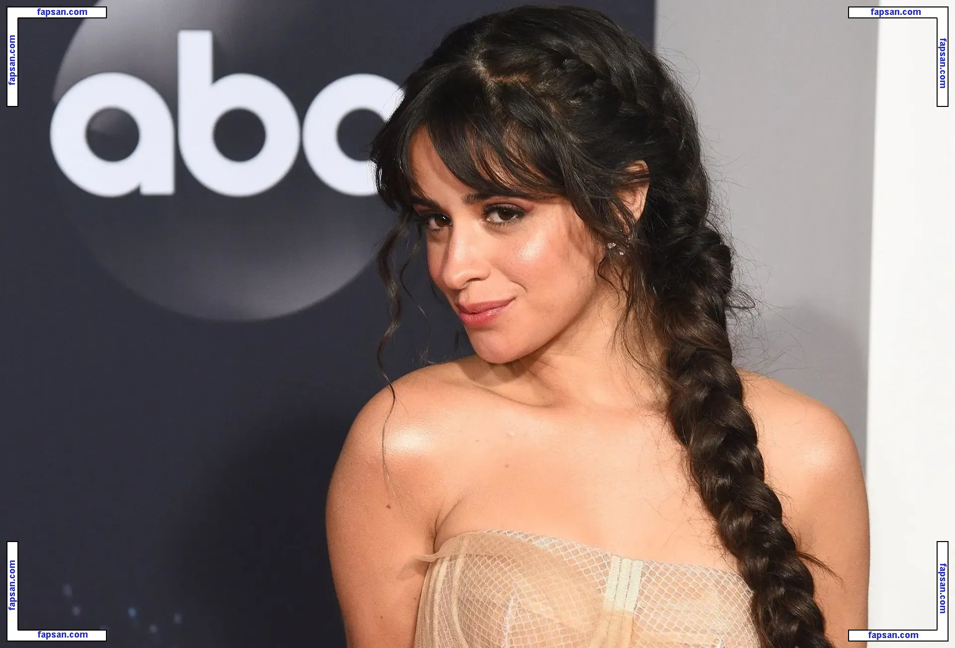Camila Cabello голая фото #0625 с Онлифанс