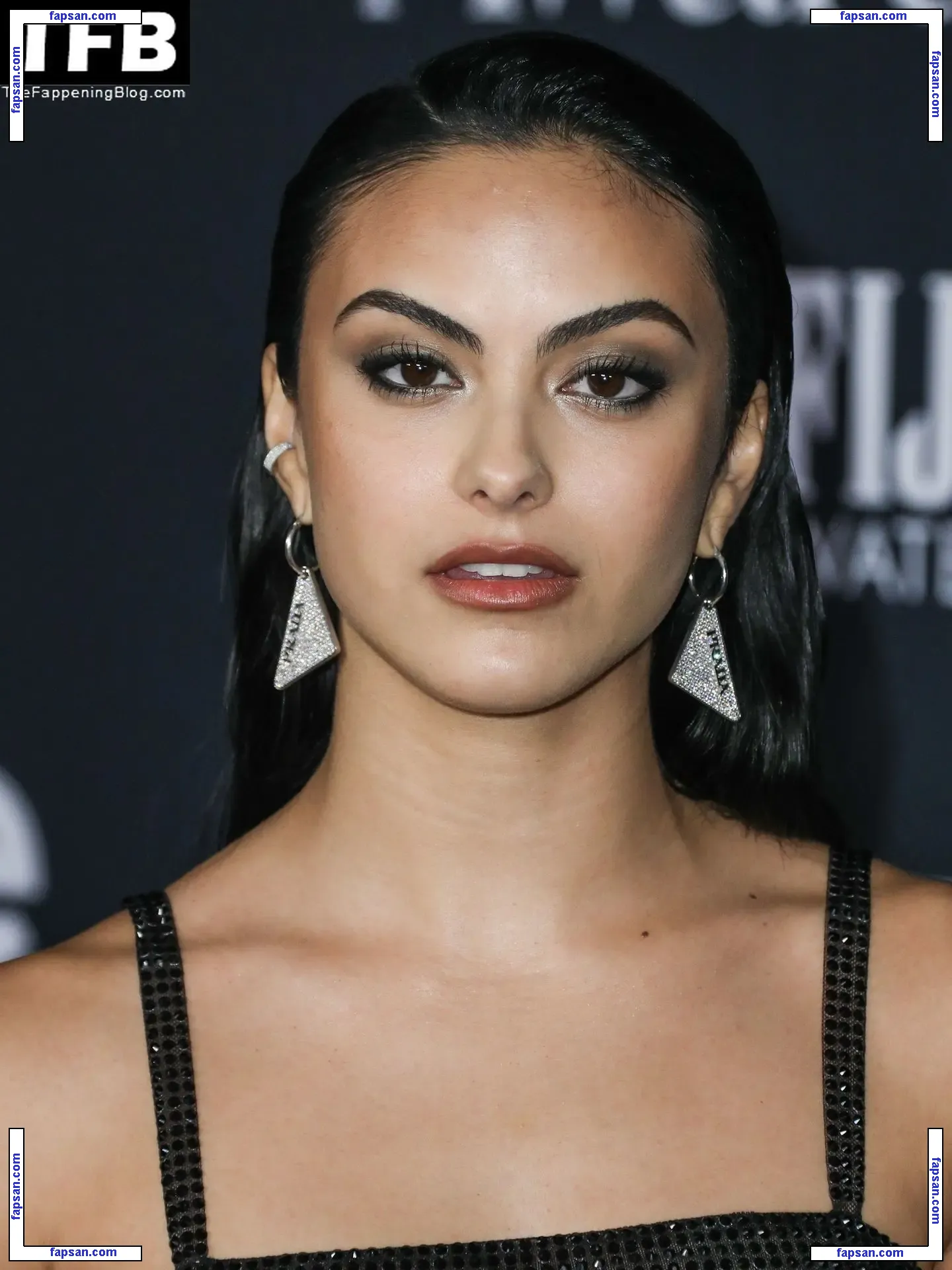 Camila Mendes голая фото #0461 с Онлифанс