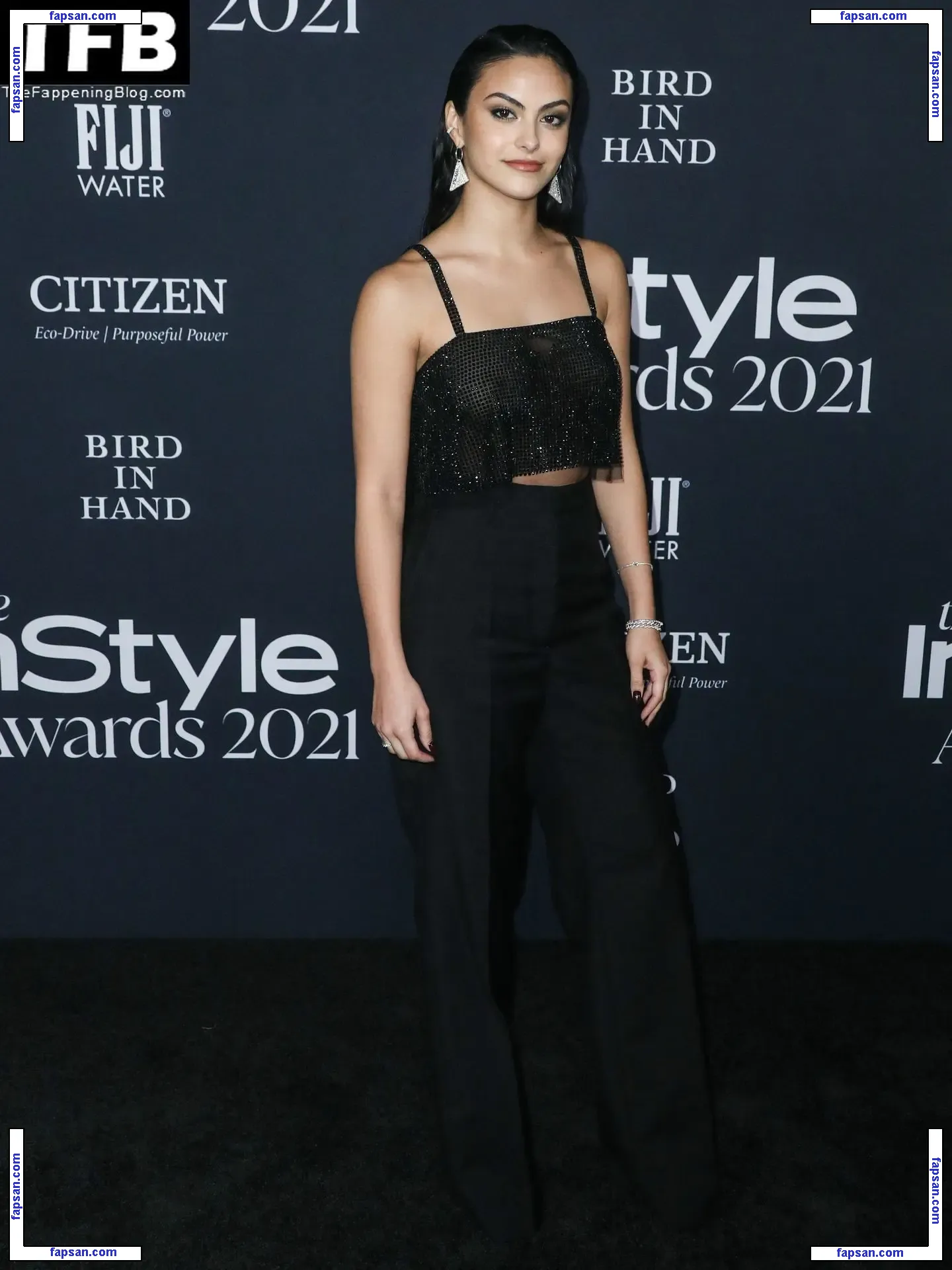 Camila Mendes голая фото #0473 с Онлифанс