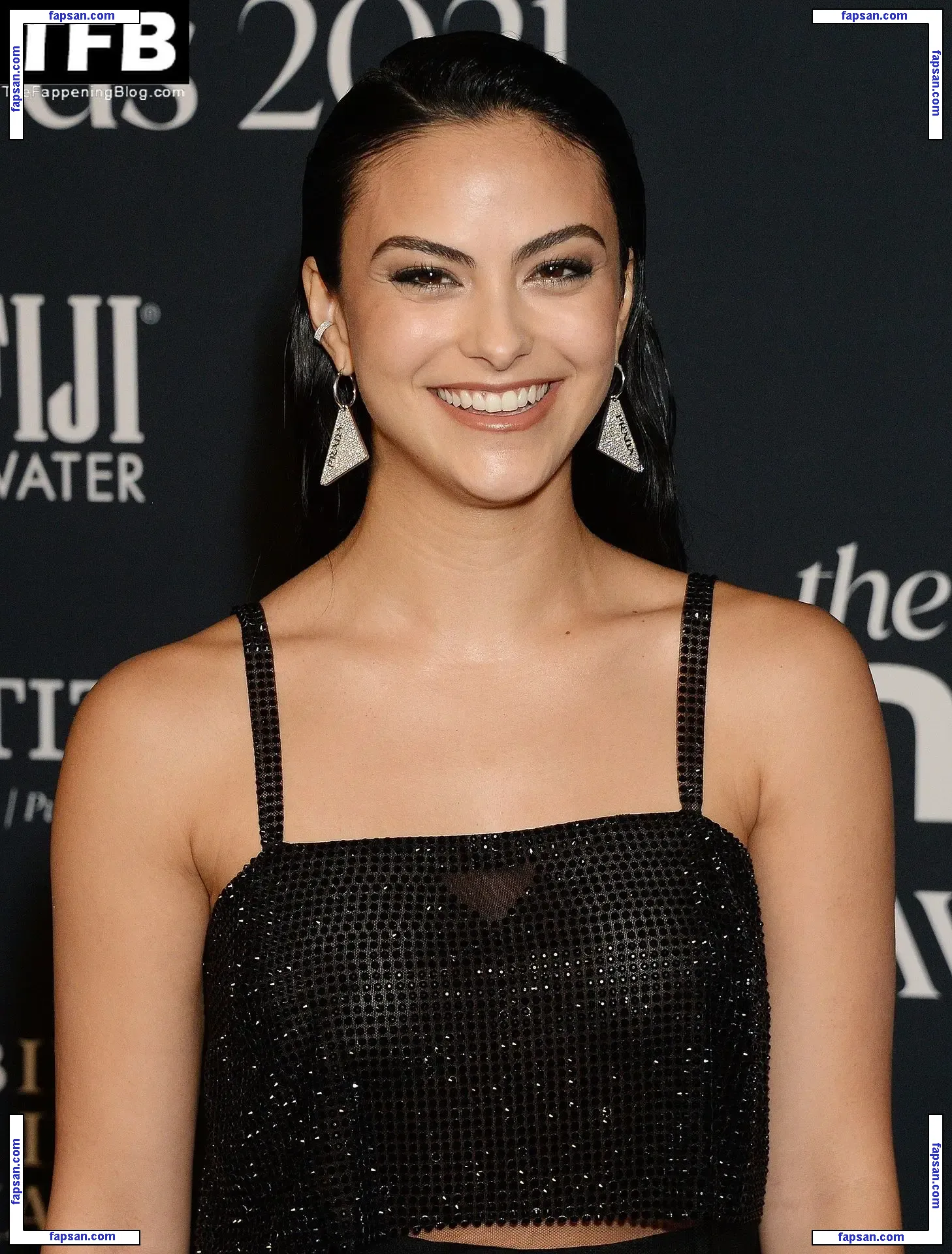 Camila Mendes голая фото #0517 с Онлифанс