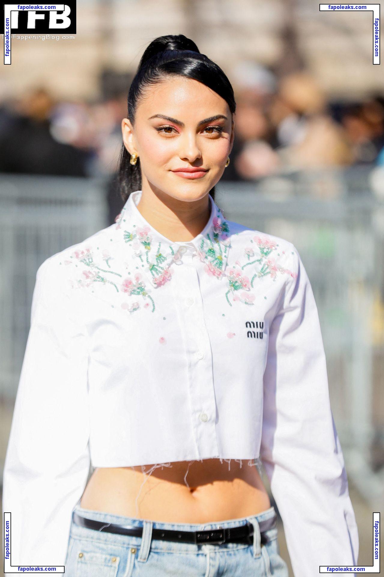 Camila Mendes / camimendes голая фото #0559 с Онлифанс