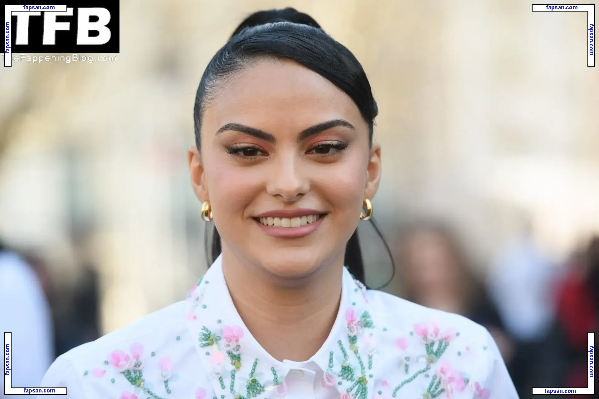 Camila Mendes голая фото #0575 с Онлифанс