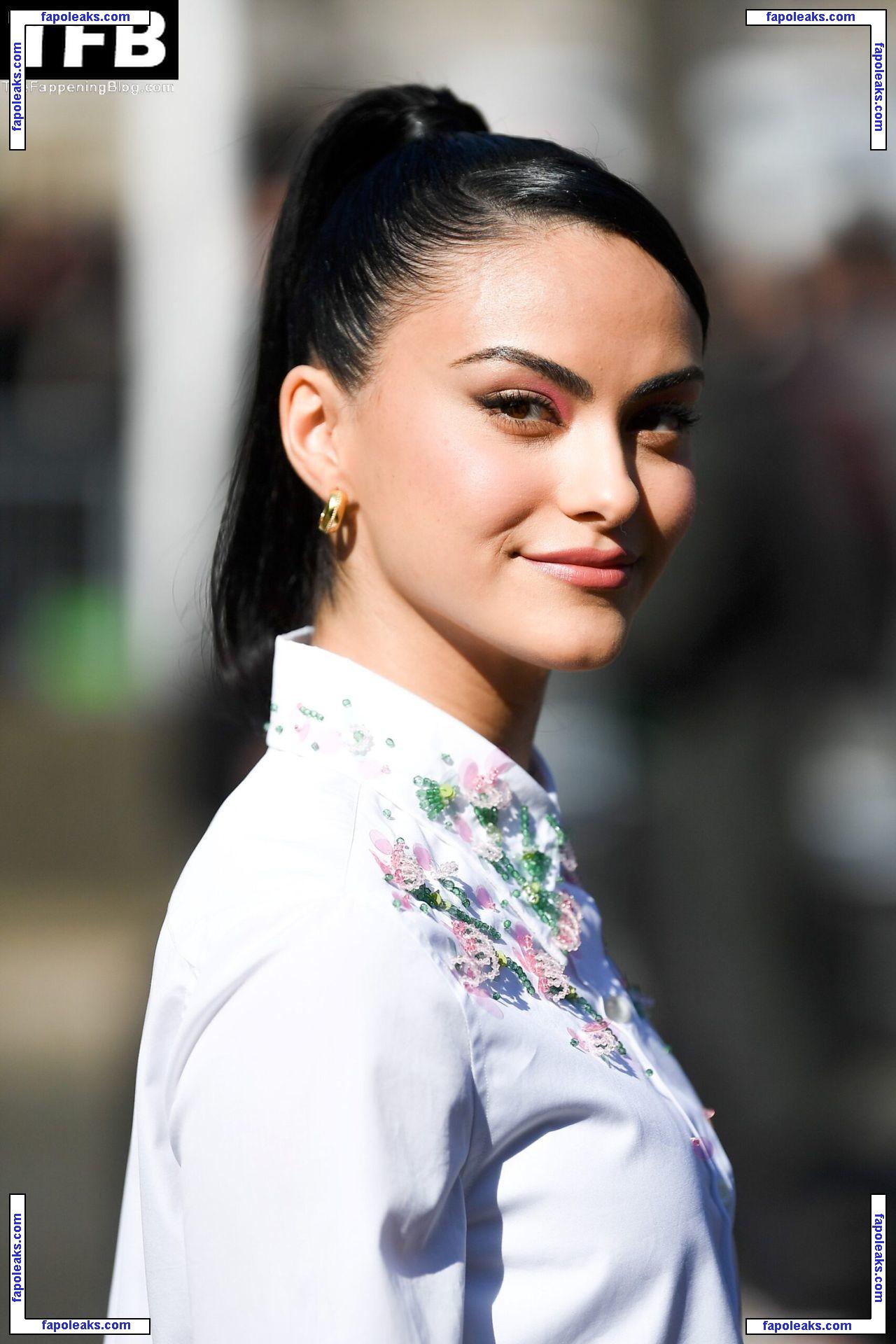 Camila Mendes / camimendes голая фото #0625 с Онлифанс