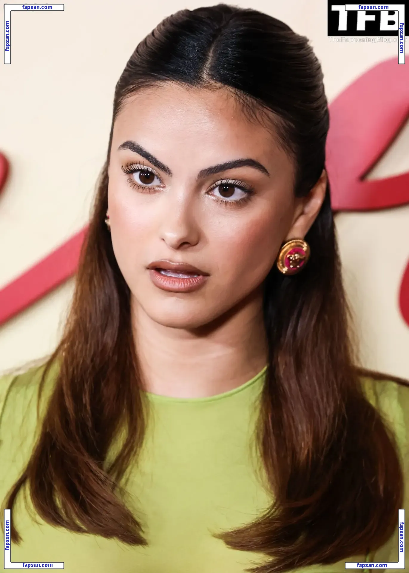 Camila Mendes голая фото #0866 с Онлифанс