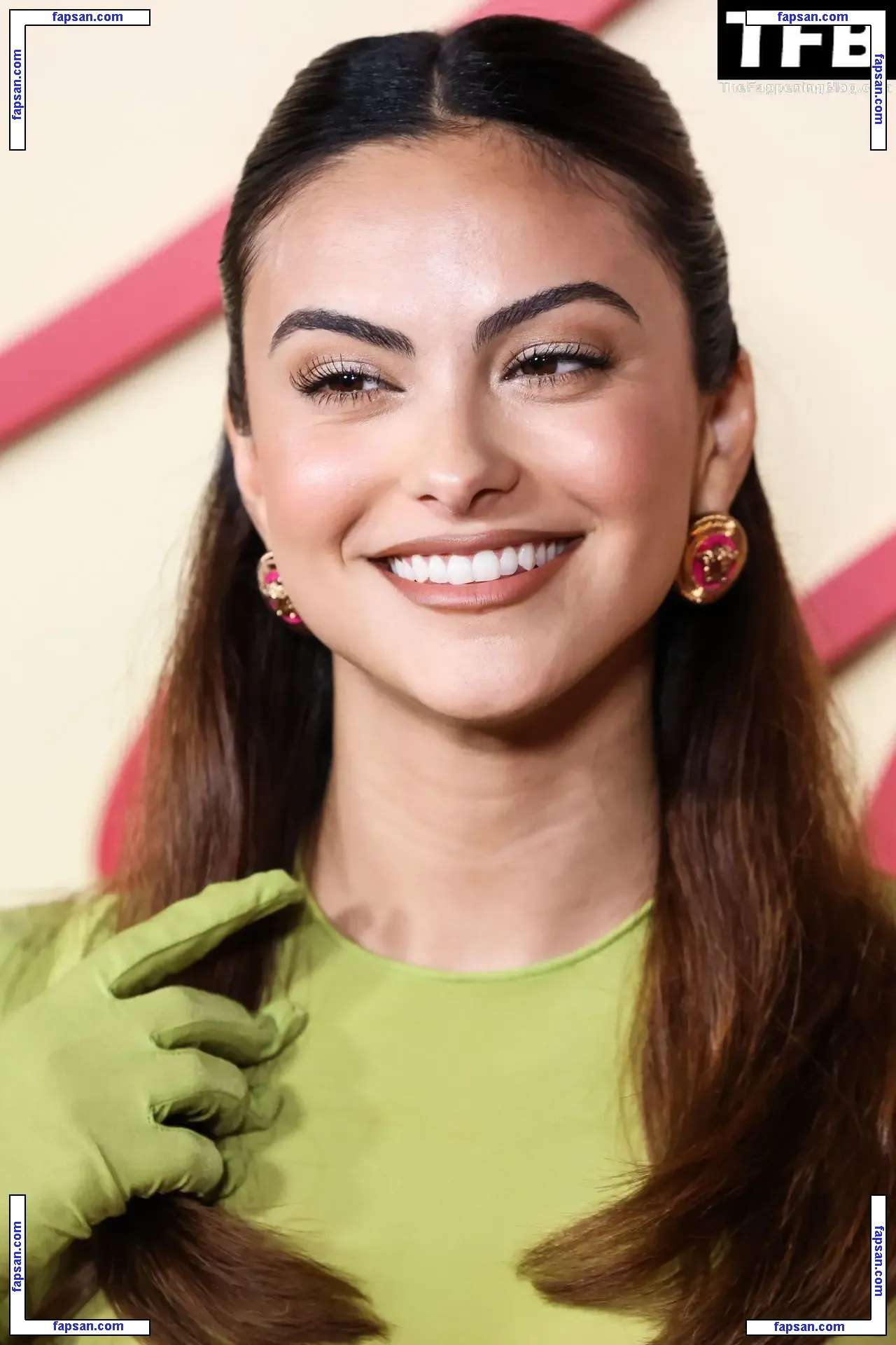 Camila Mendes голая фото #0868 с Онлифанс