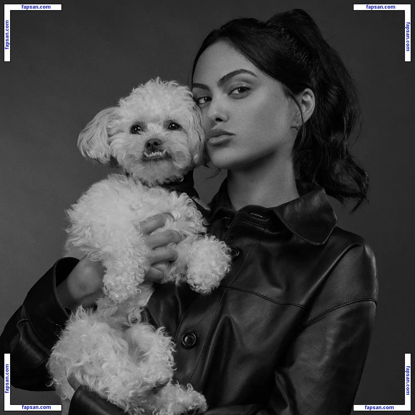 Camila Mendes голая фото #0909 с Онлифанс
